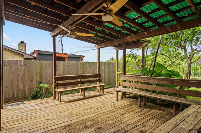 11118 Sagecountry Drive, Houston, TX 77089