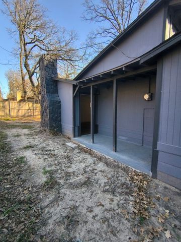 140 Doe Run Road, Gun Barrel City, TX 75156