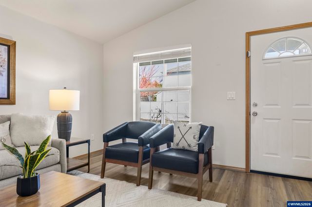 2572 Char Cir NW, Salem, OR 97304