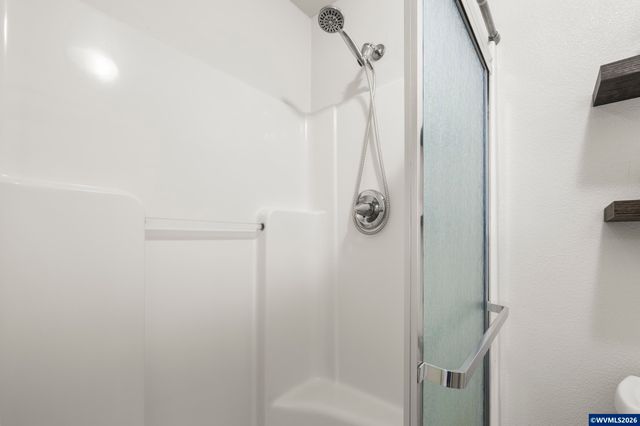 2572 Char Cir NW, Salem, OR 97304