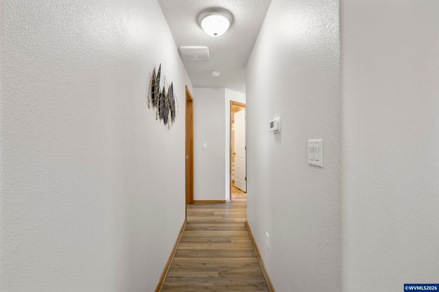 2572 Char Cir NW, Salem, OR 97304