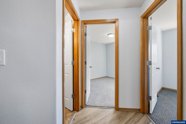 2572 Char Cir NW, Salem, OR 97304