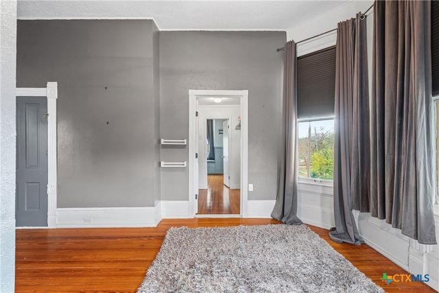 404 E 9th Avenue, Belton, TX 76513