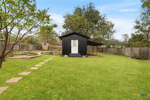 404 E 9th Avenue, Belton, TX 76513