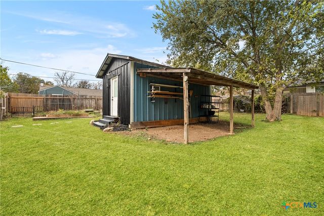 404 E 9th Avenue, Belton, TX 76513