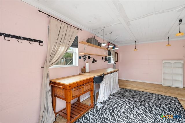 404 E 9th Avenue, Belton, TX 76513