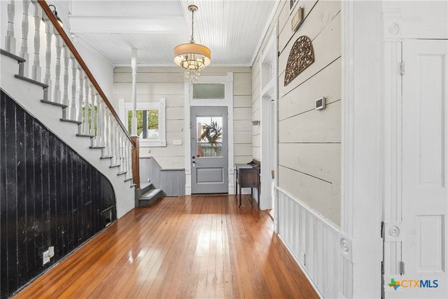 404 E 9th Avenue, Belton, TX 76513