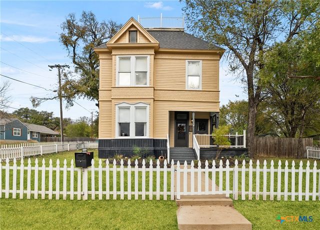 404 E 9th Avenue, Belton, TX 76513