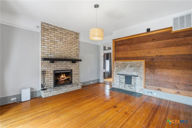 404 E 9th Avenue, Belton, TX 76513