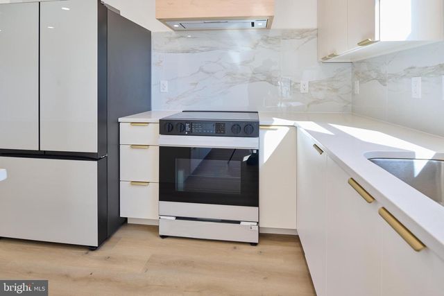 2330 W WHITEHALL RD, State College, PA 16801