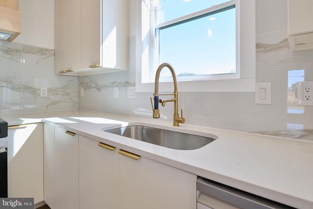 2330 W WHITEHALL RD, State College, PA 16801