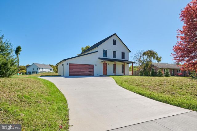 2330 W WHITEHALL RD, State College, PA 16801