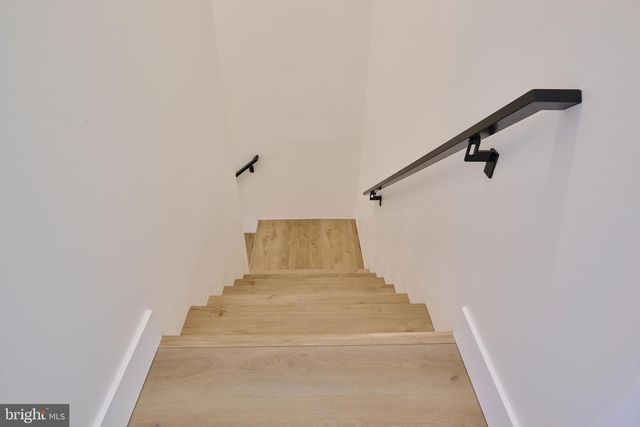 2330 W WHITEHALL RD, State College, PA 16801