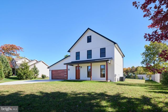 2330 W WHITEHALL RD, State College, PA 16801
