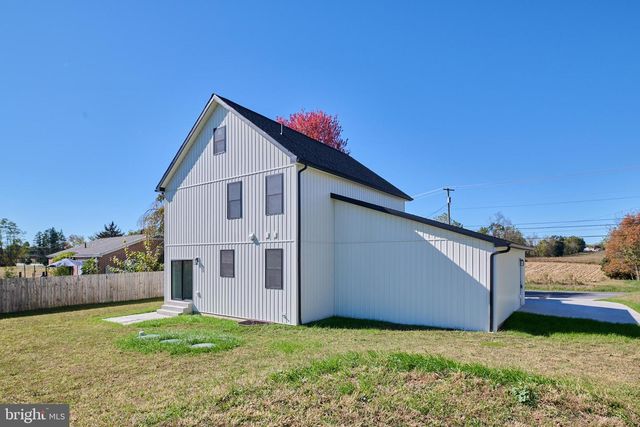 2330 W WHITEHALL RD, State College, PA 16801