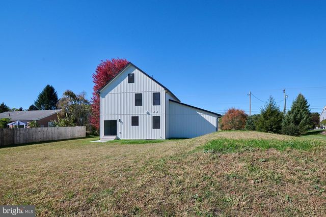 2330 W WHITEHALL RD, State College, PA 16801