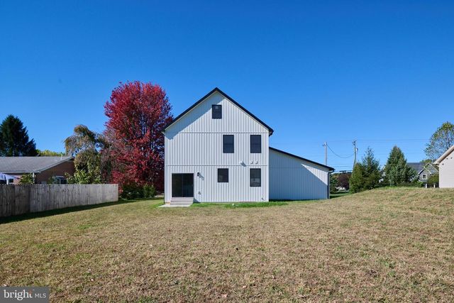 2330 W WHITEHALL RD, State College, PA 16801