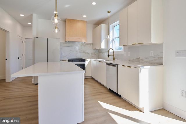 2330 W WHITEHALL RD, State College, PA 16801