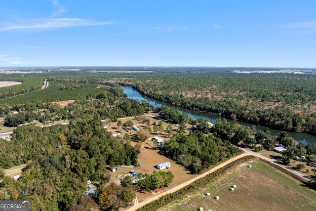 757 Manhole Road, Bainbridge, GA 39817