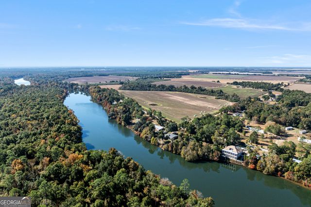 757 Manhole Road, Bainbridge, GA 39817