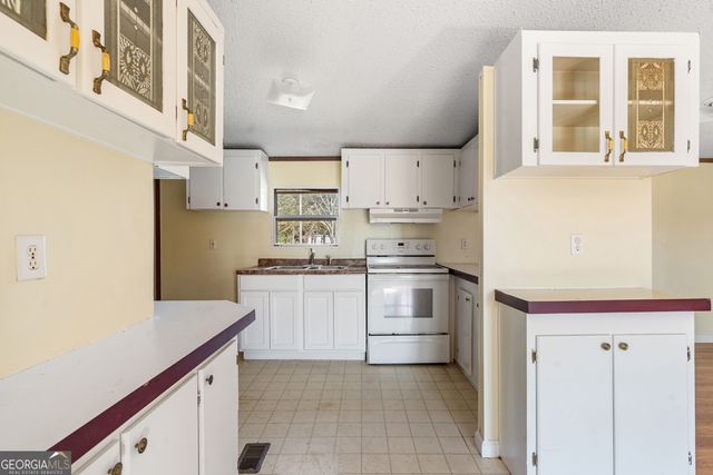 757 Manhole Road, Bainbridge, GA 39817