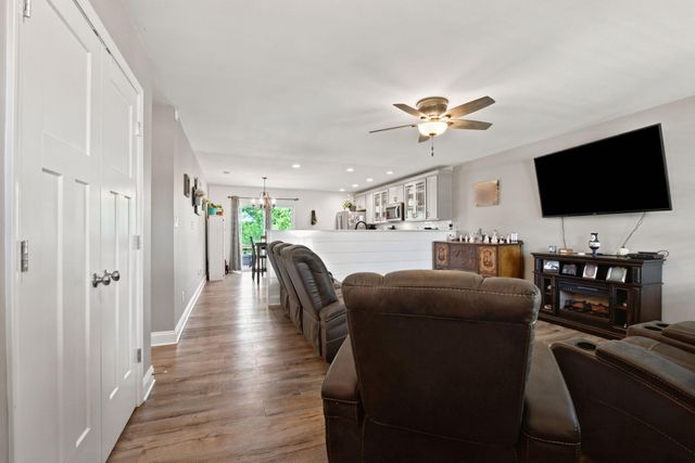 1236 Orchard Drive, Nicholasville, KY 40356