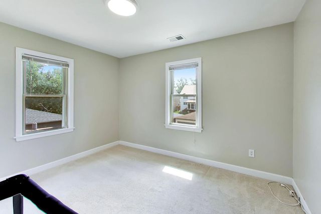 341 W Morris Avenue, Lombard, IL 60148