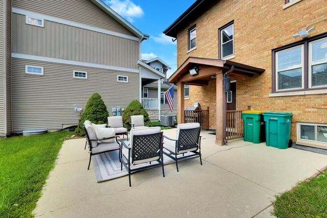 341 W Morris Avenue, Lombard, IL 60148