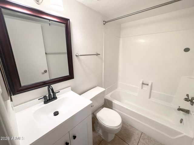 7474 E EARLL Drive 115, Scottsdale, AZ 85251