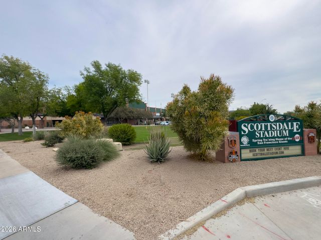 7474 E EARLL Drive 115, Scottsdale, AZ 85251