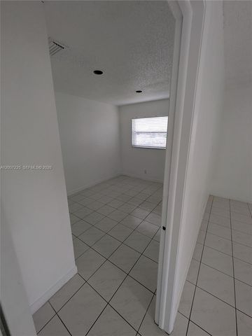 8033 NW 41st Ct 0, Sunrise, FL 33351