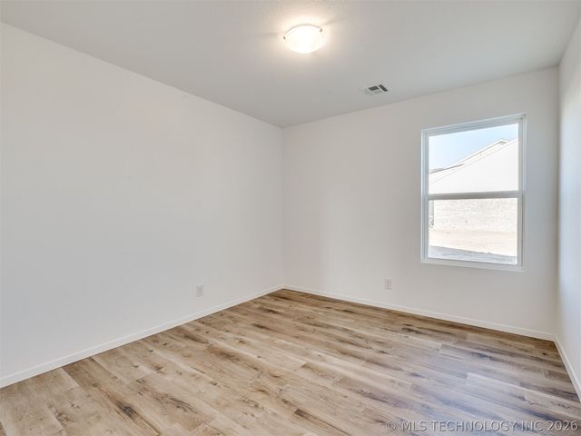 3400 E 153rd Place S, Bixby, OK 74008