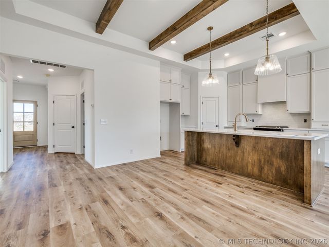 3400 E 153rd Place S, Bixby, OK 74008