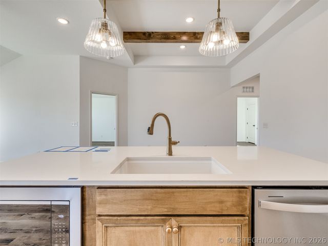 3400 E 153rd Place S, Bixby, OK 74008