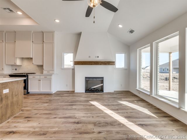 3400 E 153rd Place S, Bixby, OK 74008