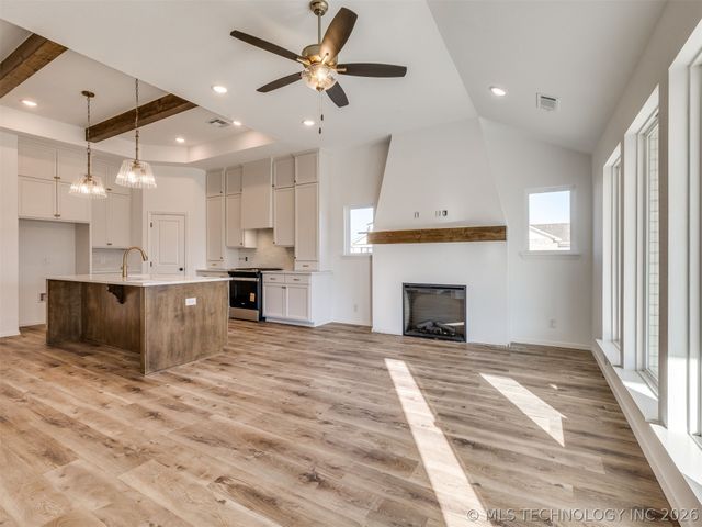 3400 E 153rd Place S, Bixby, OK 74008