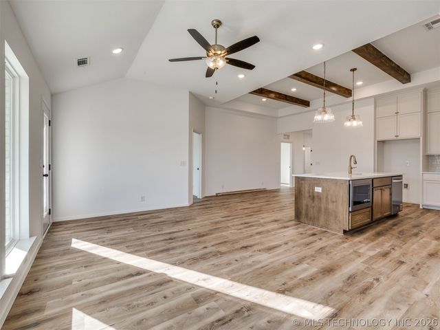 3400 E 153rd Place S, Bixby, OK 74008