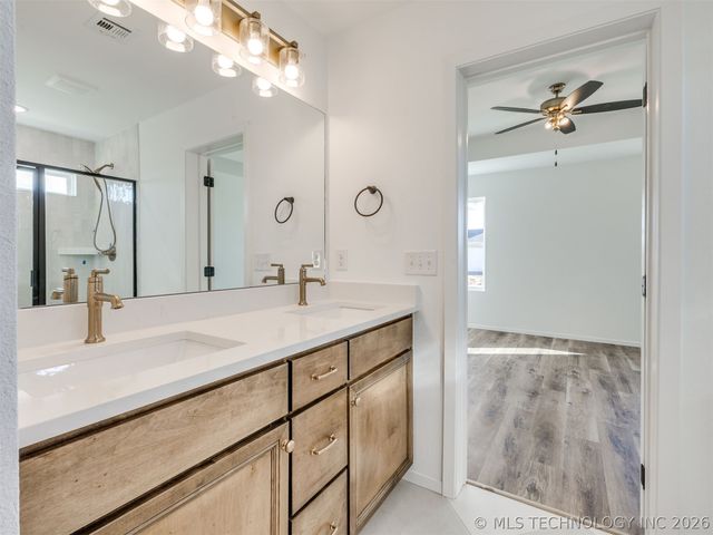 3400 E 153rd Place S, Bixby, OK 74008