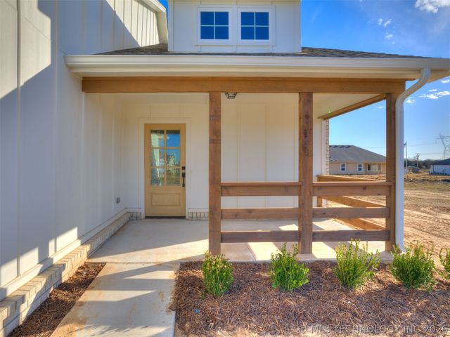 3400 E 153rd Place S, Bixby, OK 74008