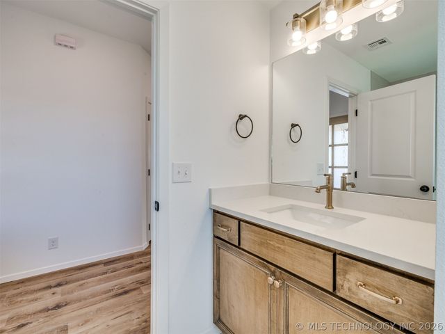 3400 E 153rd Place S, Bixby, OK 74008