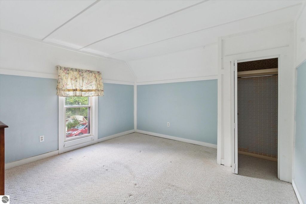 Image 14 of property listing at 131 Moyer Avenue, Alma, MI 48801