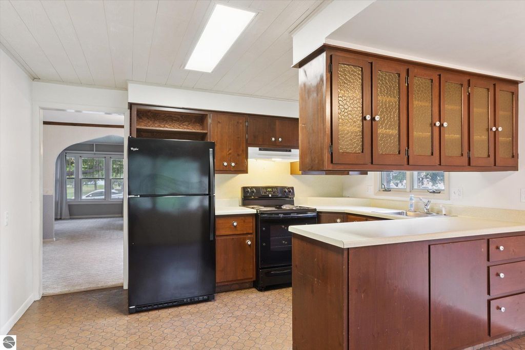 Image 7 of property listing at 131 Moyer Avenue, Alma, MI 48801