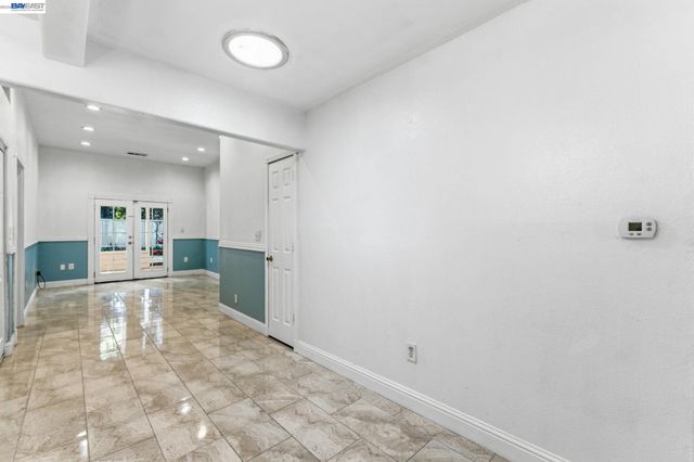 266 Jerilynn Ln, Hayward, CA 94541