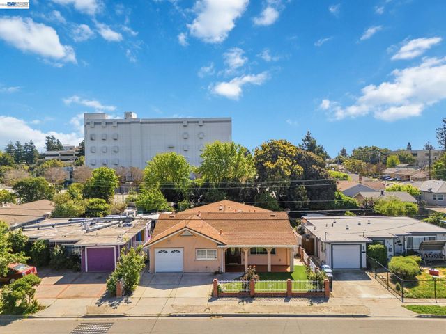 266 Jerilynn Ln, Hayward, CA 94541