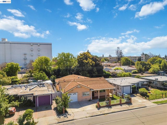 266 Jerilynn Ln, Hayward, CA 94541