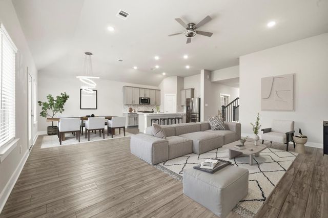 9727 Migrant Hawker Court, Conroe, TX 77385