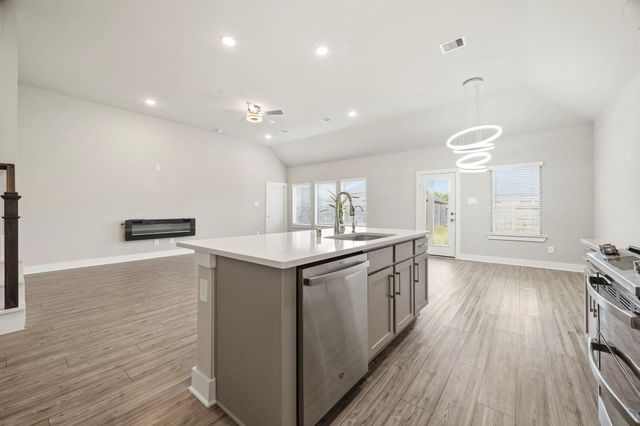 9727 Migrant Hawker Court, Conroe, TX 77385