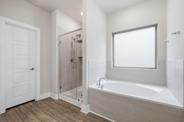 9727 Migrant Hawker Court, Conroe, TX 77385