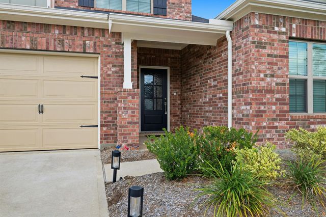 9727 Migrant Hawker Court, Conroe, TX 77385