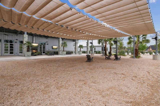 9727 Migrant Hawker Court, Conroe, TX 77385